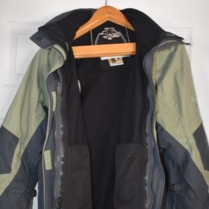 Woman's Columbia Skiing/Snowboarding Jacket